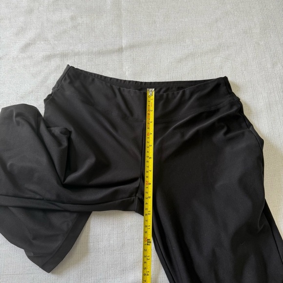 NIKE DRI FIT WOMENS PULL ON ATHLETIC YOGA CAPRIS PANTS SIZE M - Picture 6 of 8